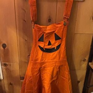 Hot Topic Pumpkin Halloween Tallskirt